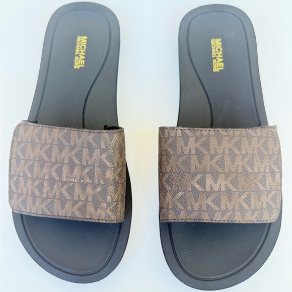 Michael Kors Shoes - ✨👡 New Michael Kors  Slide Sandals – Brown Size 8 (No Box) 👡✨